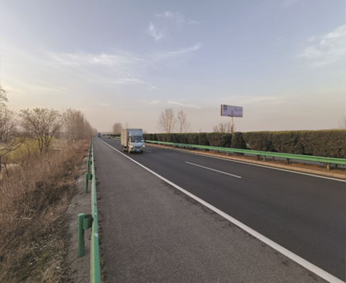 毫阜高速太和东收费站以北处